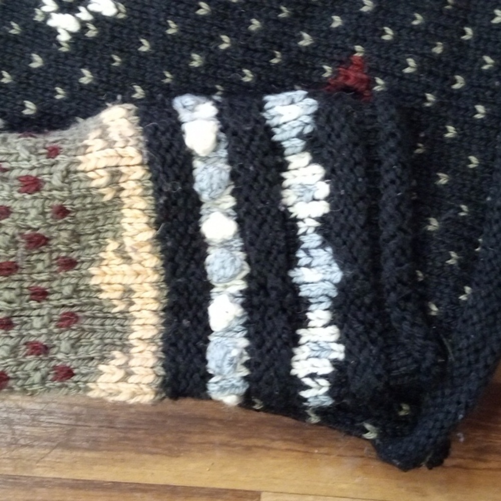 Vintage 1980s handknit LL Bean sweater - Picture 5 of 6